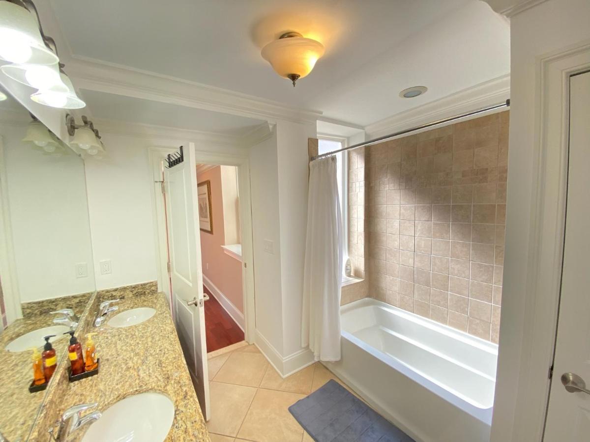 Classy Victorian Brownstone Subway Shopping Washington Luaran gambar
